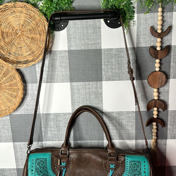 Trinity Ranch Duffle Bag Western Toiled - Picture 4 of 13